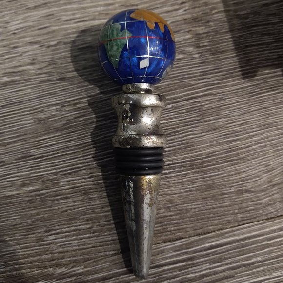 GEMSTONE GLOBE Champagne/Wine Topper - Picture 4 of 7